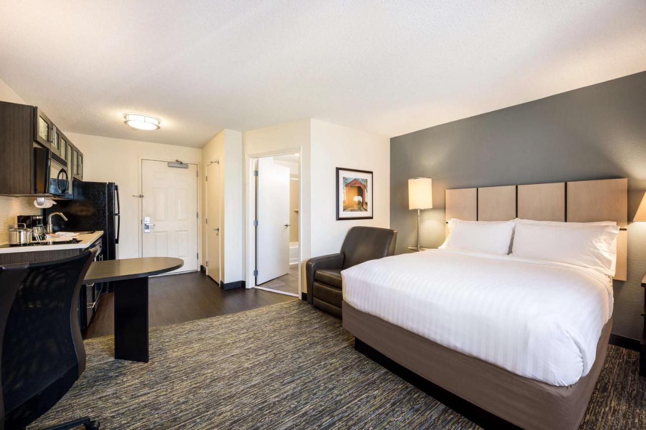 Sonesta Simply Suites Austin The Domain Area Bagian luar foto